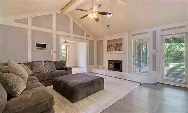 Foto del edificio - 4528 N Colony Blvd