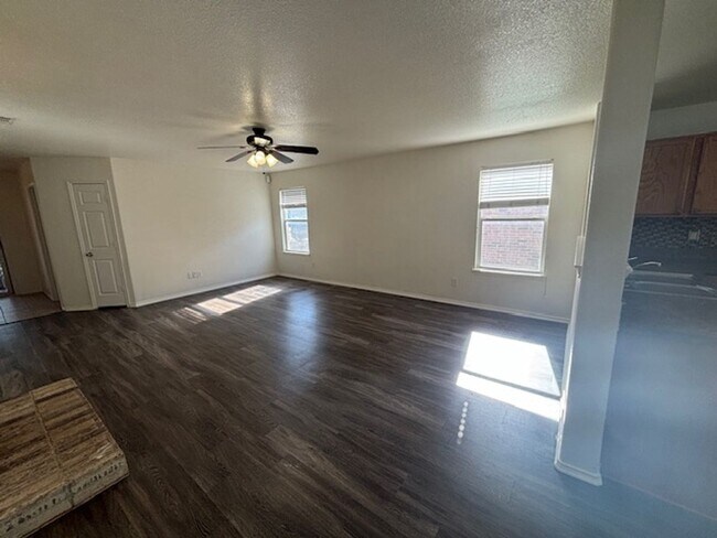 Foto del edificio - Upgraded single story house in Keller ISD