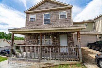 Building Photo - 2933 W Scottswood Pl