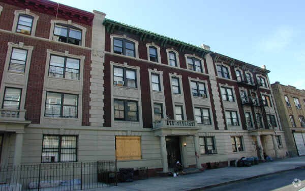 Building Photo - 1144 President St