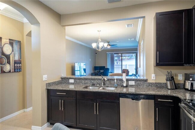 Building Photo - 5128 Bay Isle Cir