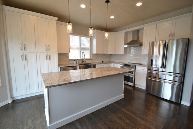 Foto del edificio - 2721 Crooked Vine Ct