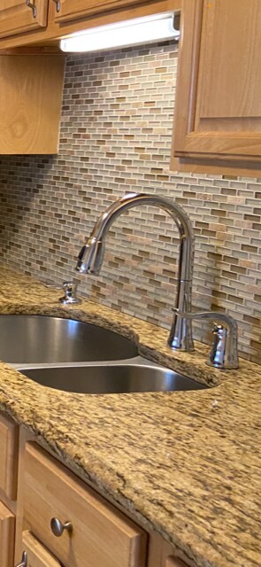 Foto del edificio - 559 Fox St