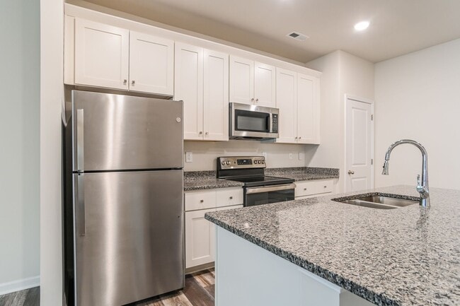 Building Photo - Brand New Townhome | 3 BR/2.5BA | 1-Car Garage | Near Downtown Mooresville
