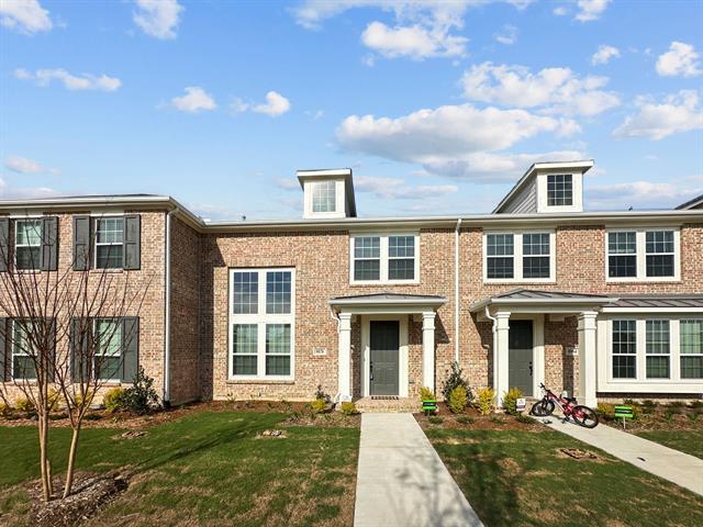 Foto principal - 8876 Samara St