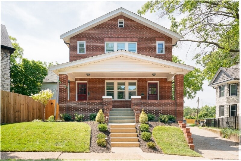 Primary Photo - 1035 Grandview Pl