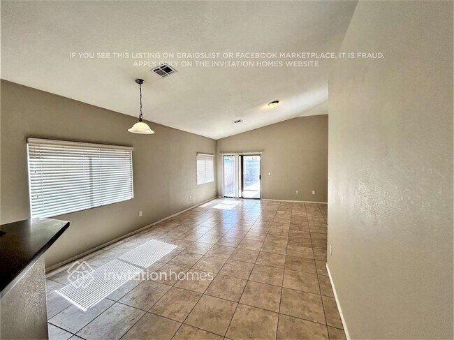 Foto del edificio - 2605 E Jessica Ln