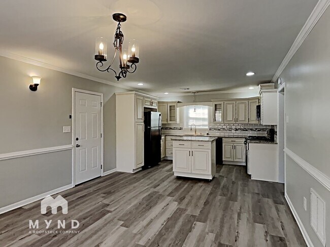 Foto del edificio - 3206 Amhurst Dr NW