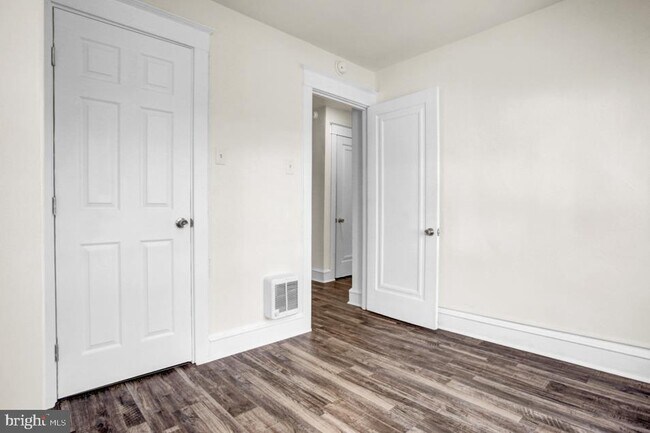 Foto del edificio - 117 24TH St