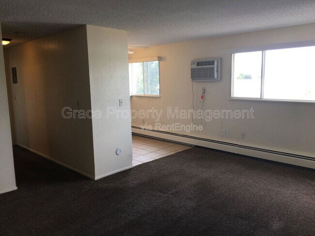 Foto del edificio - 7091 Hooker St