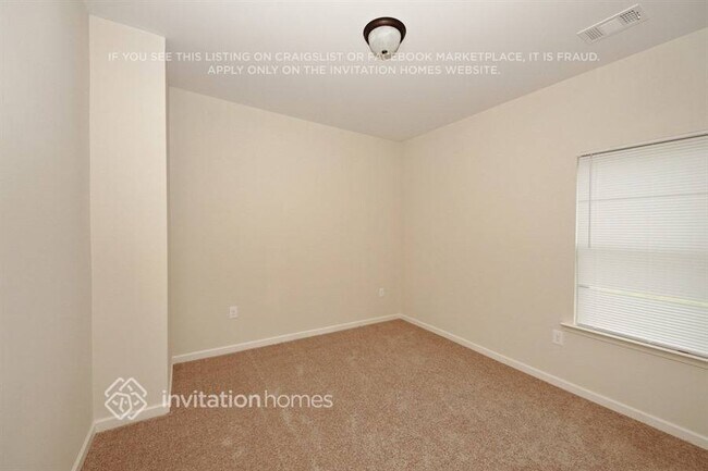 Foto del edificio - 3280 Franklin St