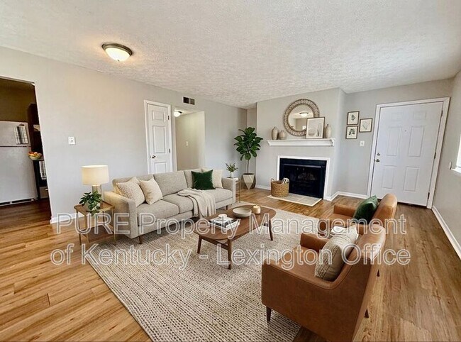 Foto del edificio - 3772 Camelot Dr