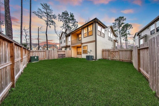 Foto del edificio - 12447 Alora Bluff Trail