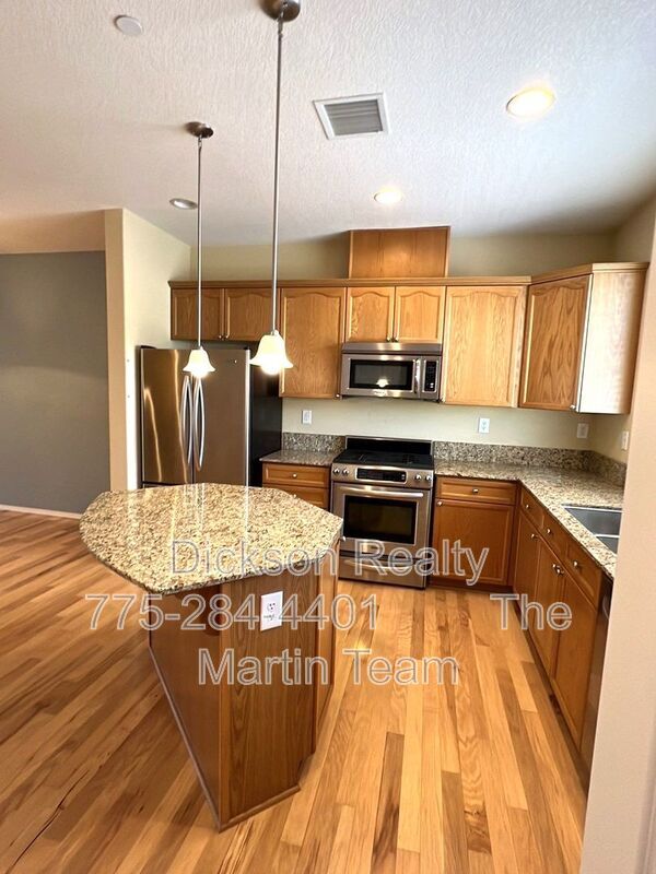 Building Photo - 3072 Sterling Ridge Cir