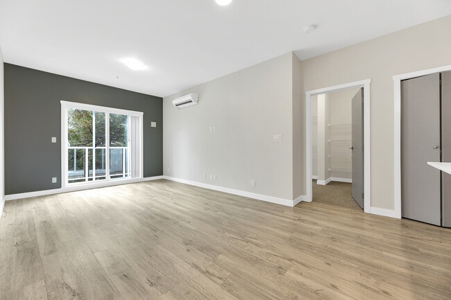 Building Photo - Hedstrom House