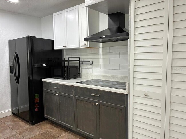 Building Photo - 5701 Gatlin Ave
