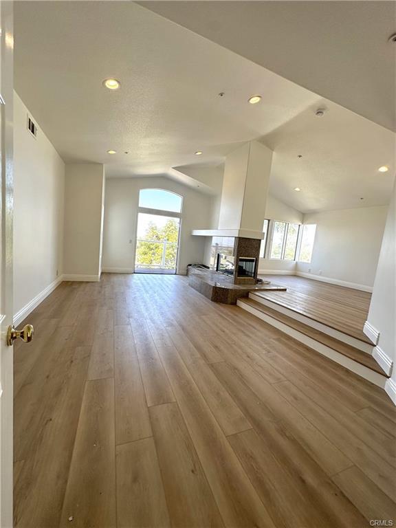 Building Photo - 21531 Hummingbird St