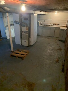 Building Photo - 2772 Welch Ave