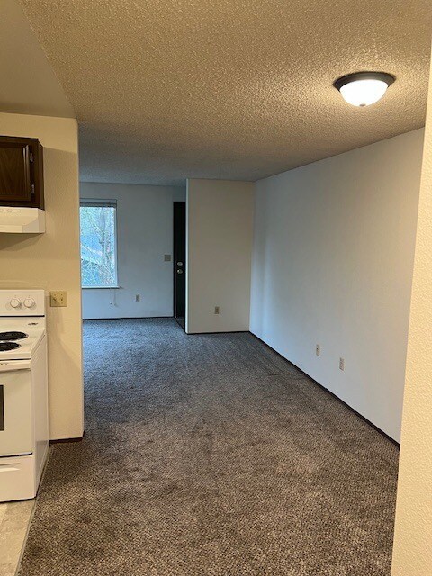 Building Photo - CedarCrest Apart - 2