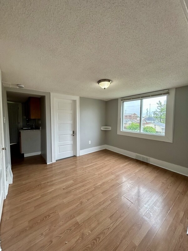 Foto del edificio - 3415 12th St
