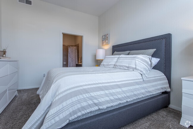 2 BR, 2 BA - 1161 SF - Haven at Main