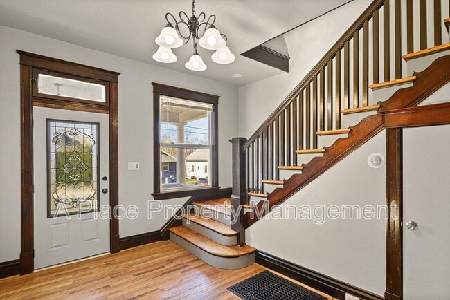 Foto del edificio - 2976 Kincaid Ave