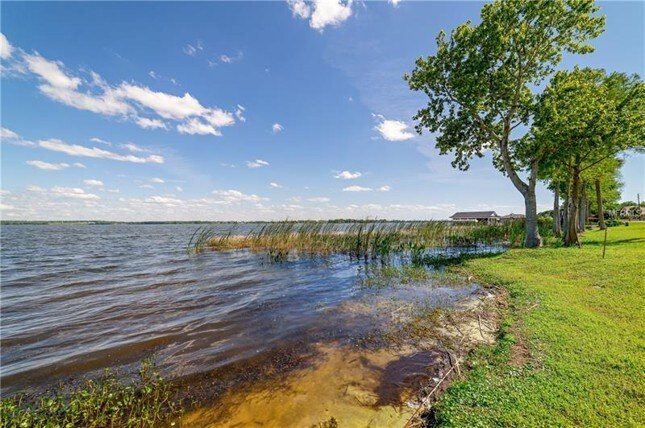 Building Photo - 395 W Oak Hill Rd, Mount Dora, FL 32757