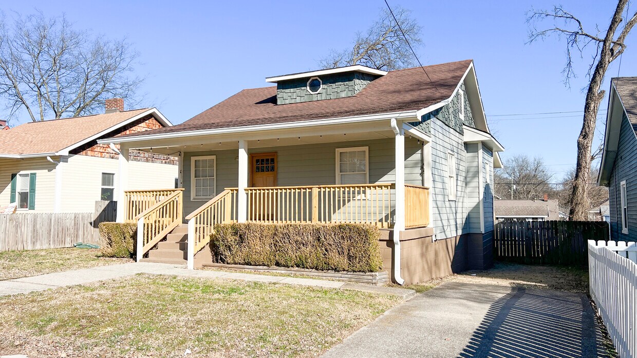 Primary Photo - 1217 Joseph Ave