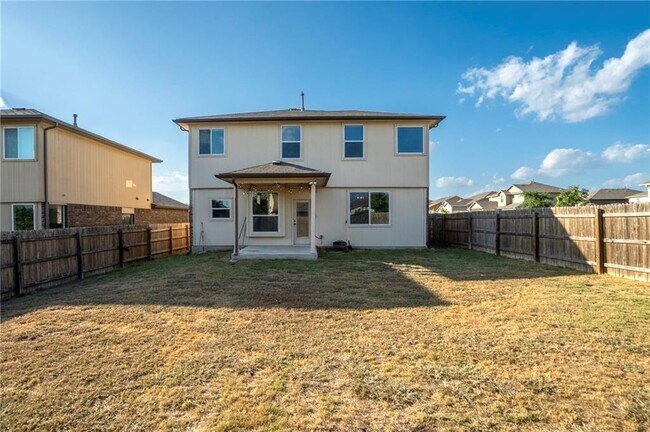 Foto del edificio - 170 Kingfisher Ln