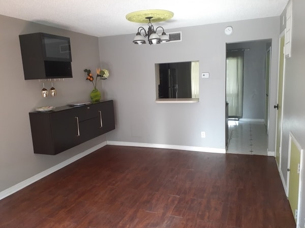 Foto principal - 12216 N 59th St
