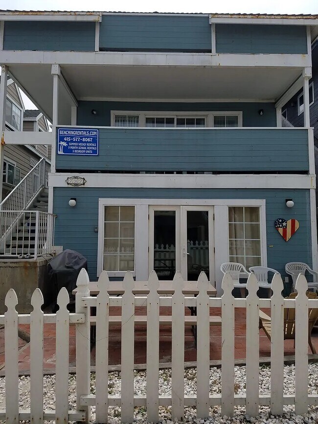 Foto del edificio - 719 Isthmus Ct