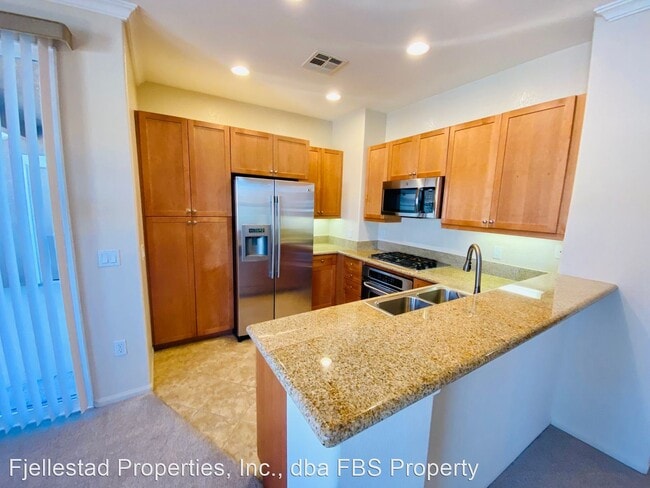 Building Photo - 2 br, 2 bath House - 12697 Savannah Creek ...