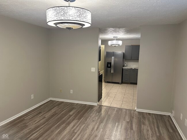 Foto del edificio - 830 N California St