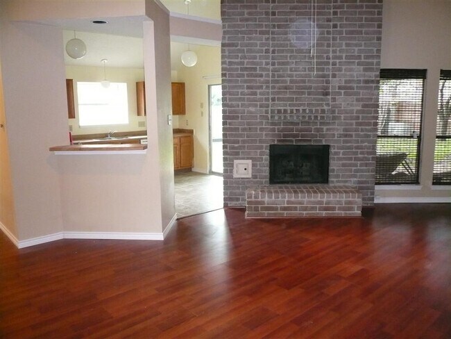 Foto del edificio - 21603 Meadowhill Dr