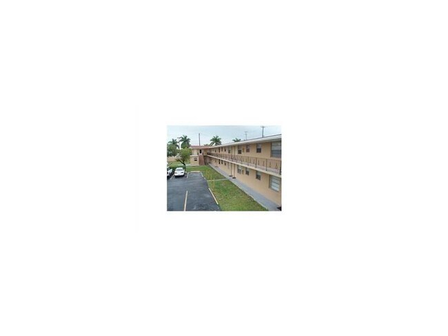 Building Photo - 3903 SW 78th Ct
