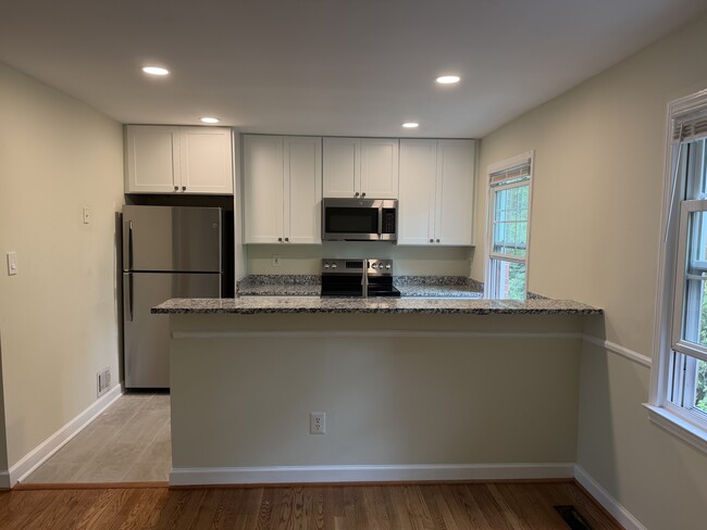 Building Photo - 3351 Contessa Ct