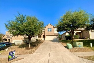 Building Photo - 10020 Pinnacle Crest Loop