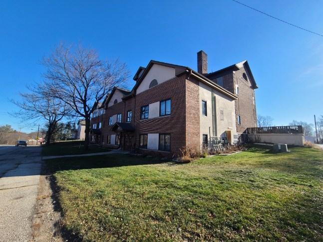 Foto principal - 138 Elkhorn Rd