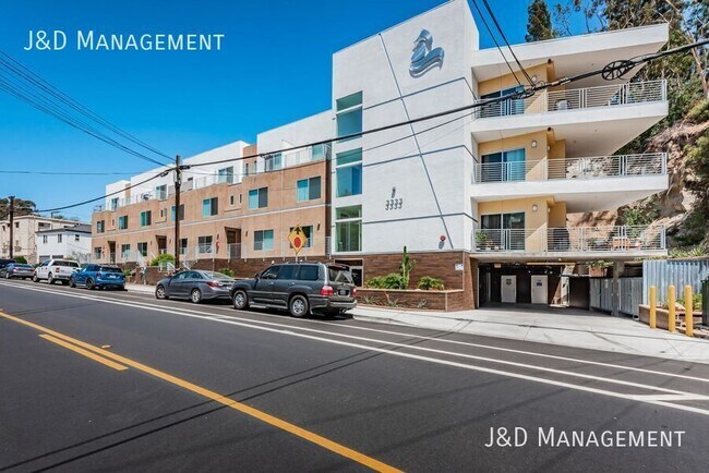 Foto del edificio - Luxury Apartment in Mission Hills w/ Parki...
