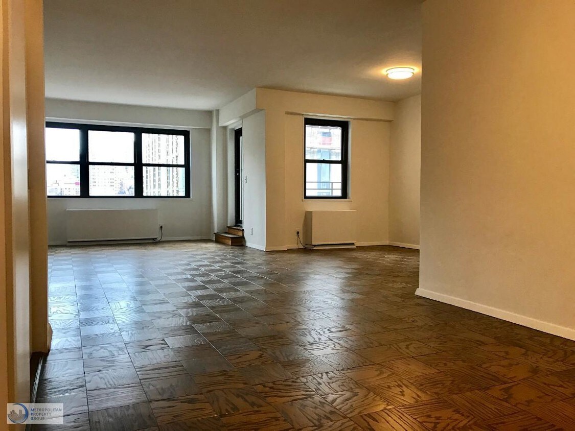 Primary Photo - 403 East 86th St