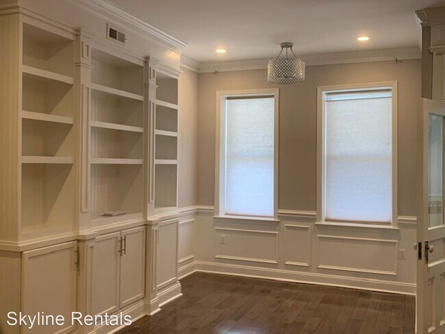Building Photo - 5 br, 3.5 bath House - 125 Sharpnack St