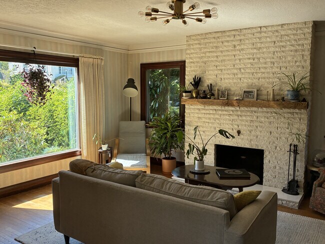 Foto del edificio - 834 SE 72nd Ave