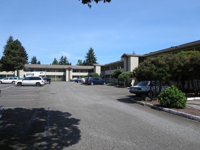 Suncrest Apartaments - Suncrest Apts