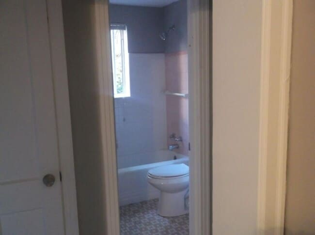 Photo - 306 S Lauderdale St Apartment