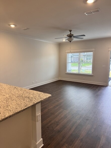 Building Photo - 5807 Shoreline Dr