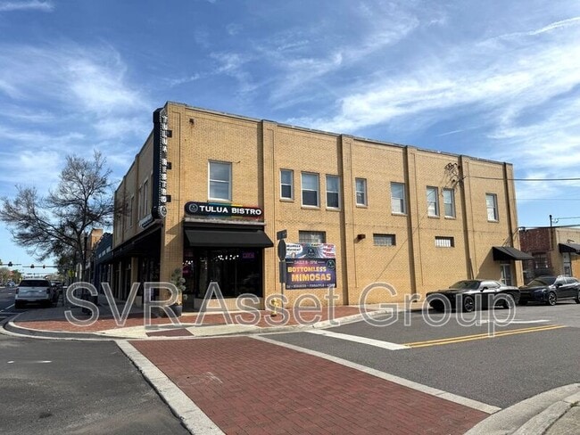 Photo - 11 E 7th St Apartment