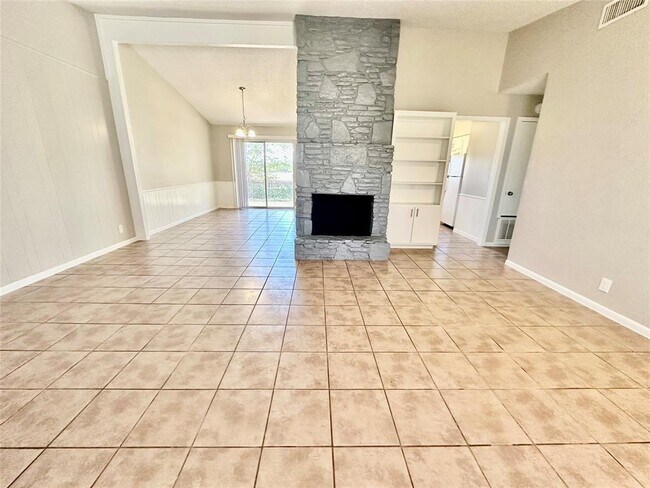 Foto del edificio - 12310 Willow Wild Dr