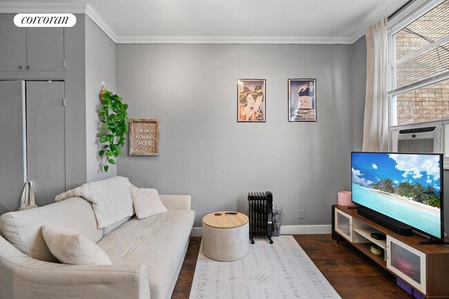 Foto del edificio - 60-27 55th St