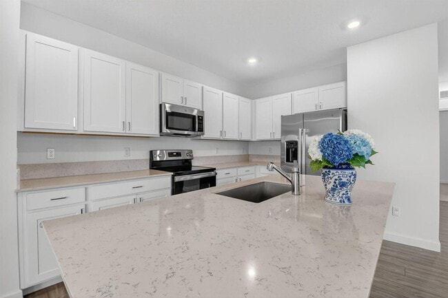 Building Photo - 4645 Meyerson Pl