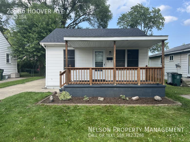 Primary Photo - 23336 Hoover Ave